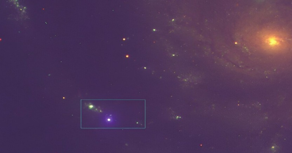 Астрономы увидели прорыв ударной волны сверхновой сквозь плотное околозвездное вещество
