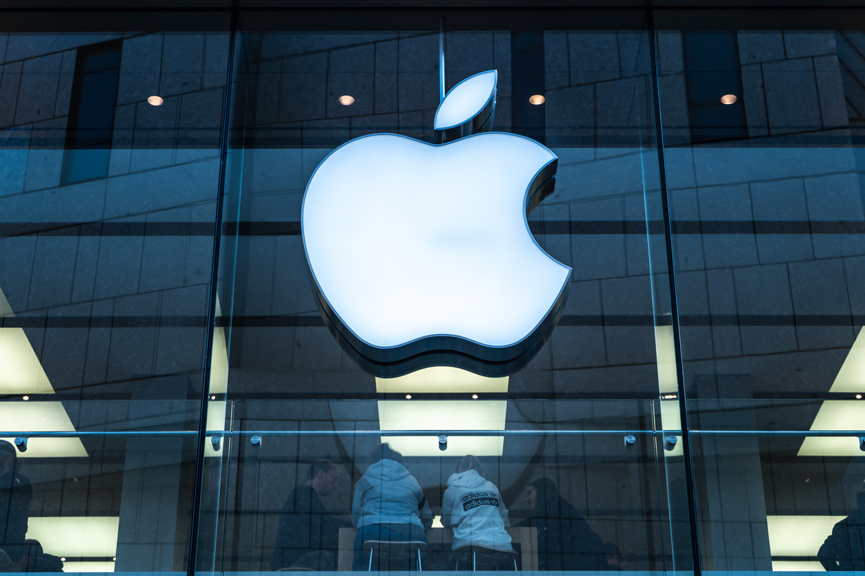 Apple удалила WhatsApp и Threads из китайского магазина приложений по приказу китайского правительства